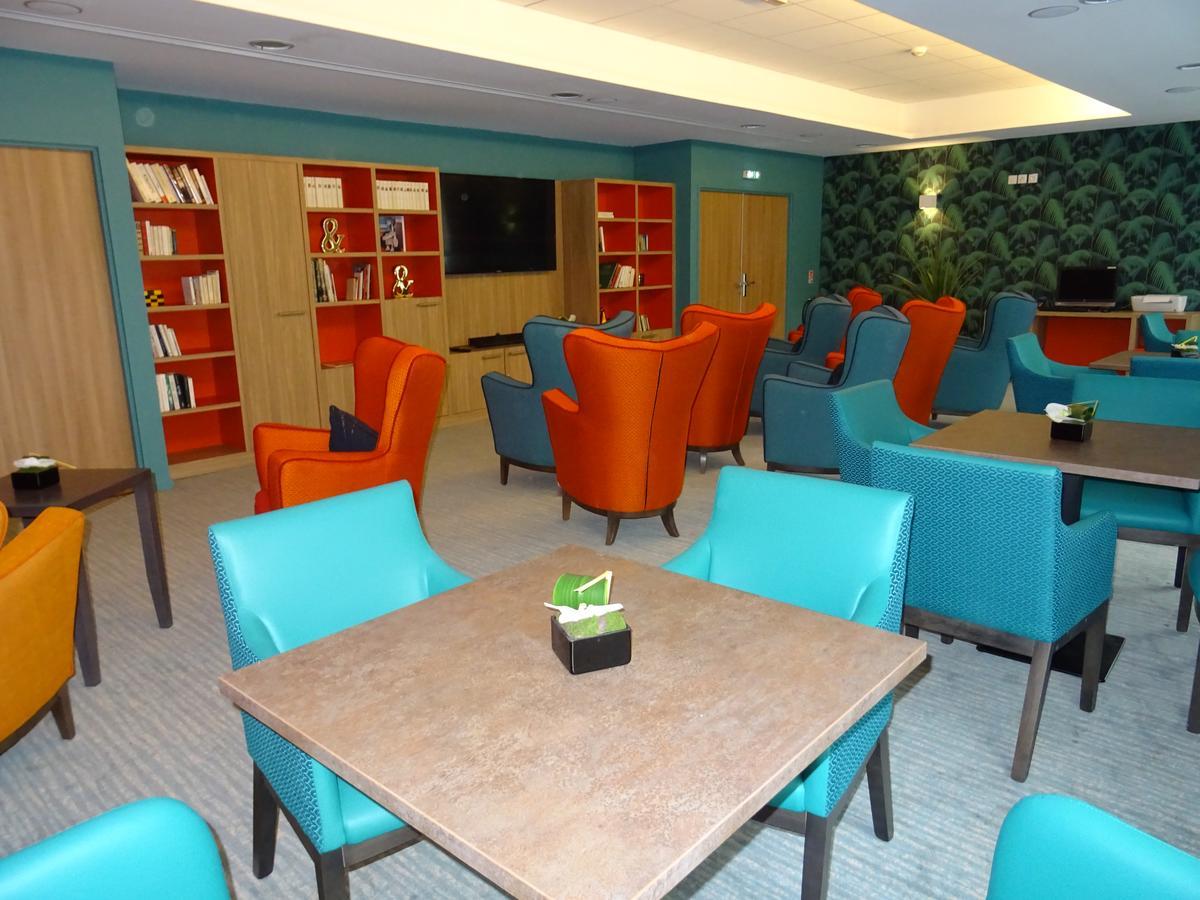 Aparthotel Domitys Sophia Nîmes Zewnętrze zdjęcie